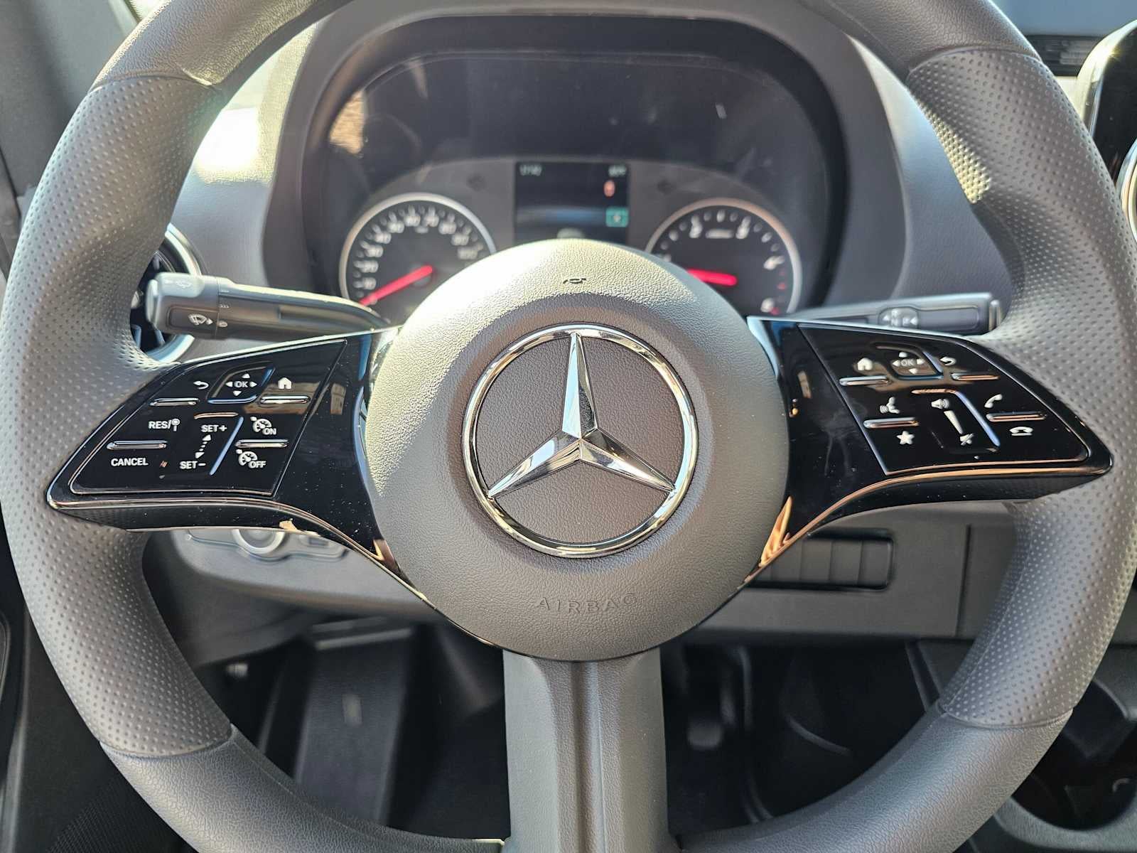 2026 Mercedes-Benz Sprinter 2500 Standard Roof I4 Diesel 144 RWD
