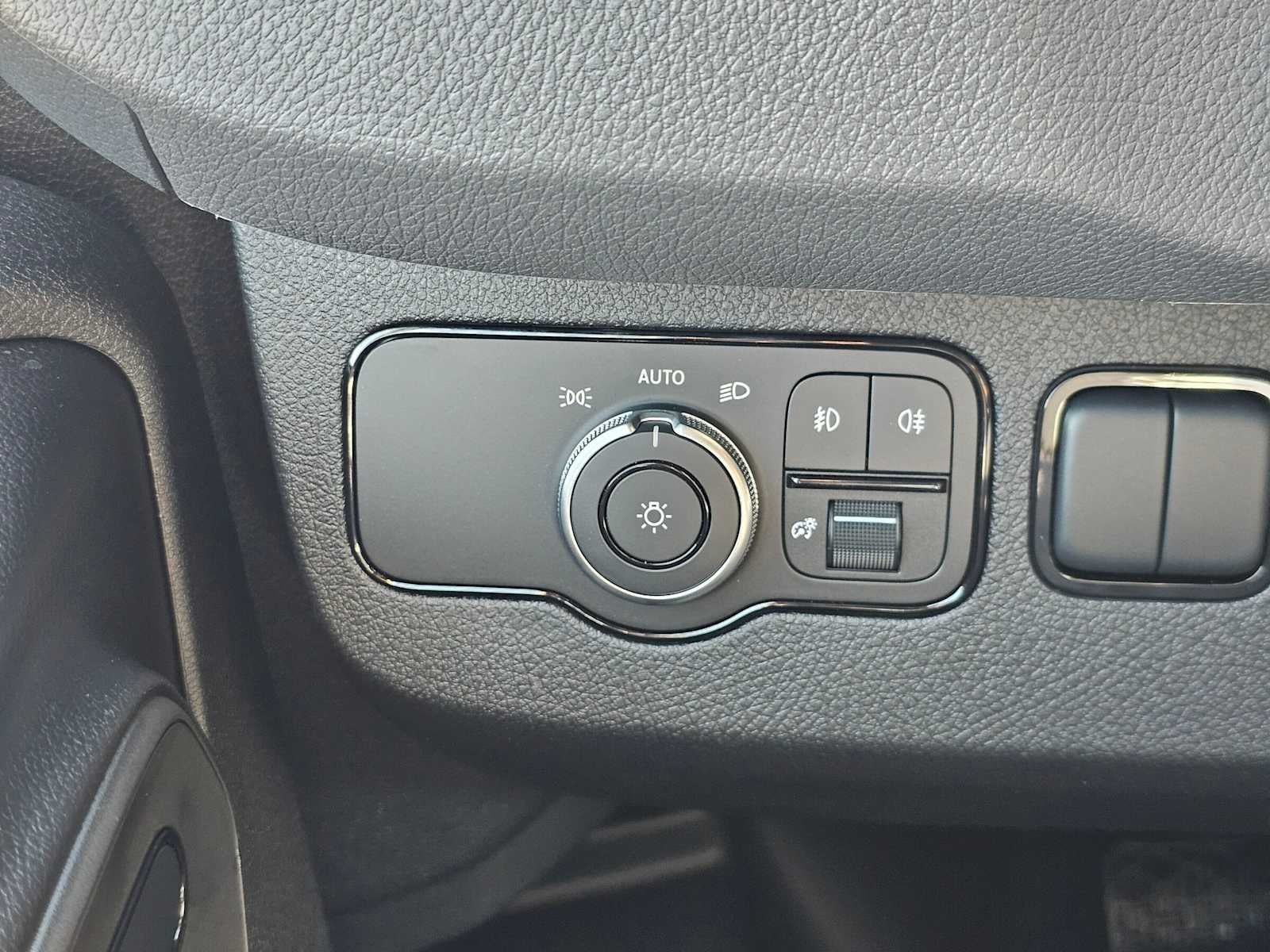 2026 Mercedes-Benz Sprinter 2500 Standard Roof I4 Diesel 144 RWD