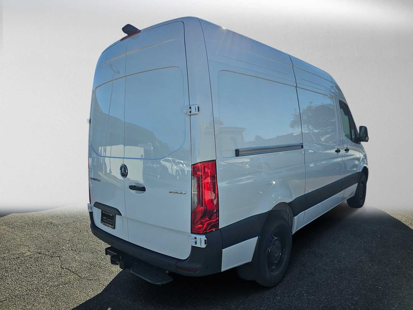 2026 Mercedes-Benz Sprinter 2500 Standard Roof I4 Diesel 144 RWD