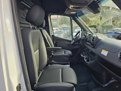 2026 Mercedes-Benz Sprinter Cargo 2500 Standard Roof I4 Diesel 144 RWD