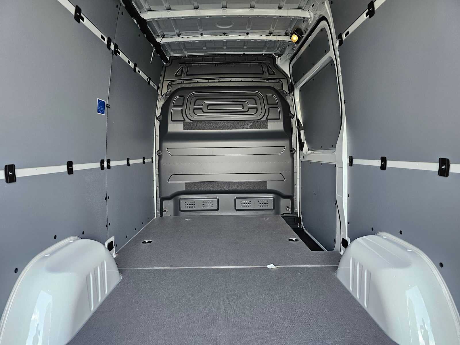 2026 Mercedes-Benz Sprinter Cargo 2500 Standard Roof I4 Diesel 144 RWD