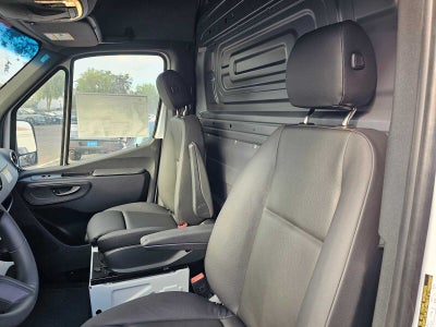 2026 Mercedes-Benz Sprinter Cargo 2500 Standard Roof I4 Diesel 144 RWD