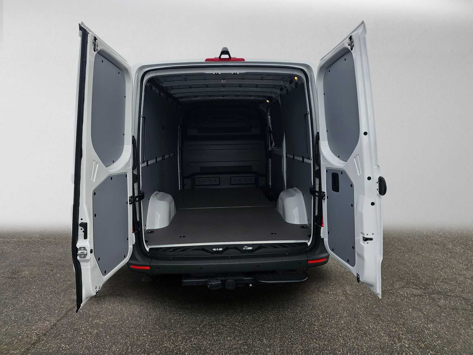 2026 Mercedes-Benz Sprinter Cargo 2500 Standard Roof I4 Diesel 144 RWD