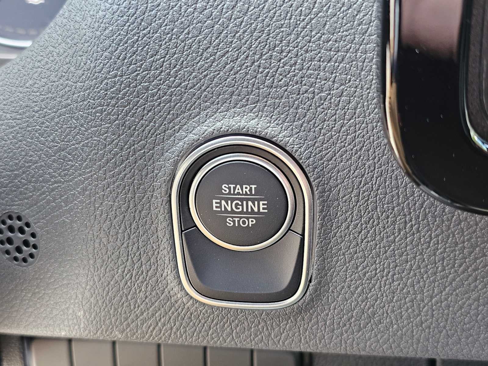 2026 Mercedes-Benz Sprinter 2500 Standard Roof I4 Diesel 144 RWD