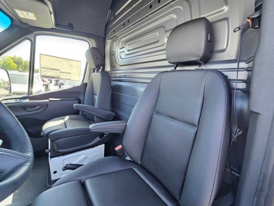 2026 Mercedes-Benz Sprinter 2500 Standard Roof I4 Diesel 144 RWD