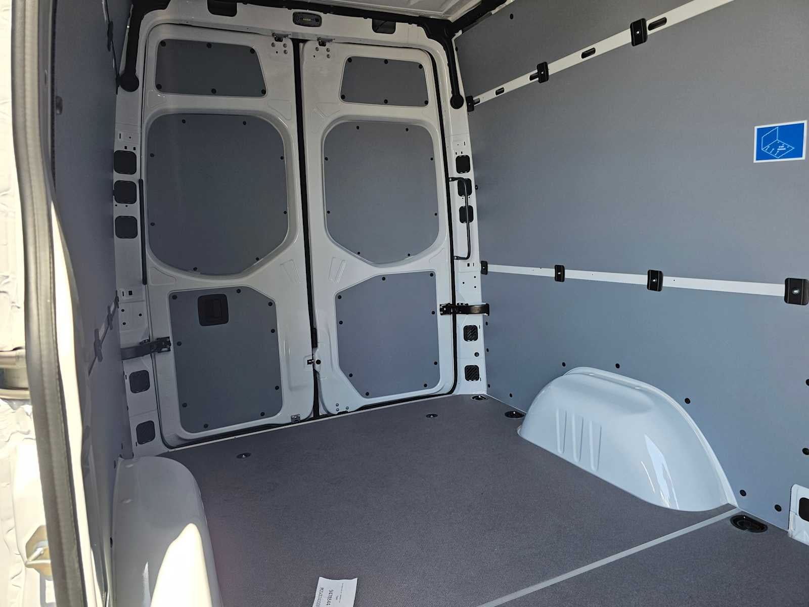 2026 Mercedes-Benz Sprinter 2500 Standard Roof I4 Diesel 144 RWD