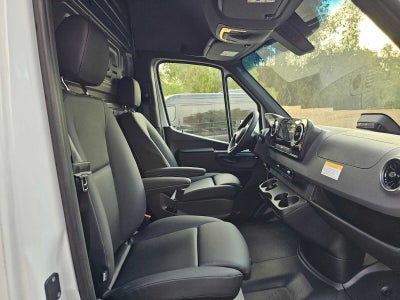 2026 Mercedes-Benz Sprinter Cargo 2500 Standard Roof I4 Diesel 144 RWD
