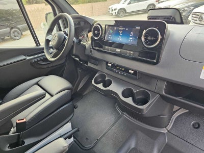 2026 Mercedes-Benz Sprinter Cargo 2500 Standard Roof I4 Diesel 144 RWD