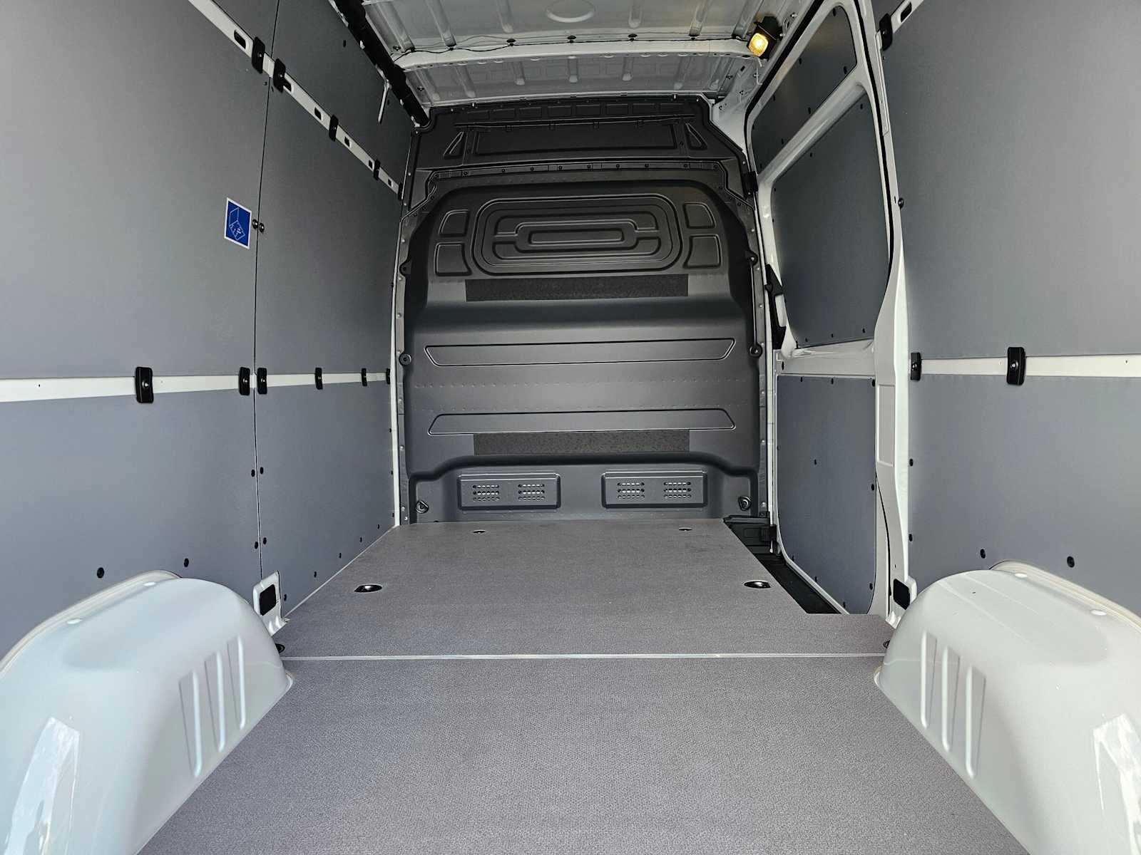 2026 Mercedes-Benz Sprinter Cargo 2500 Standard Roof I4 Diesel 144 RWD