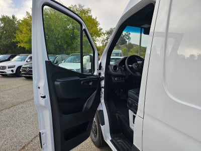 2026 Mercedes-Benz Sprinter Cargo 2500 Standard Roof I4 Diesel 144 RWD