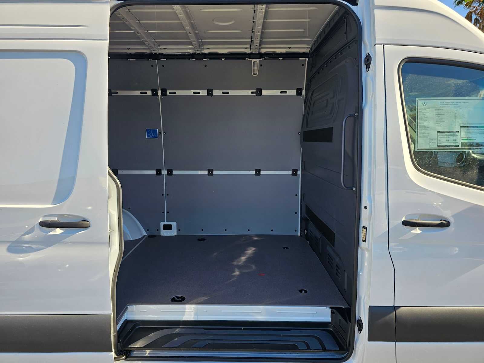 2026 Mercedes-Benz Sprinter Cargo 2500 Standard Roof I4 Diesel 144 RWD