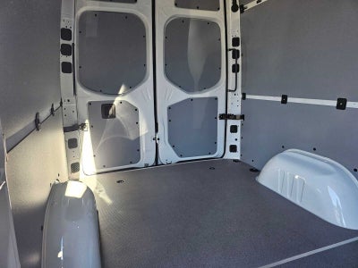 2026 Mercedes-Benz Sprinter Cargo 2500 Standard Roof I4 Diesel 144 RWD