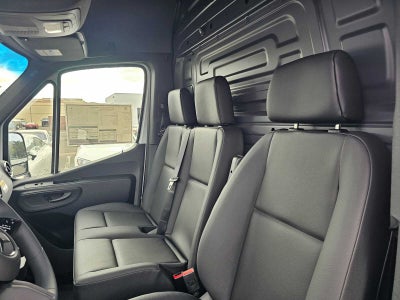 2026 Mercedes-Benz Sprinter Cargo 2500 Standard Roof I4 Diesel 144 RWD