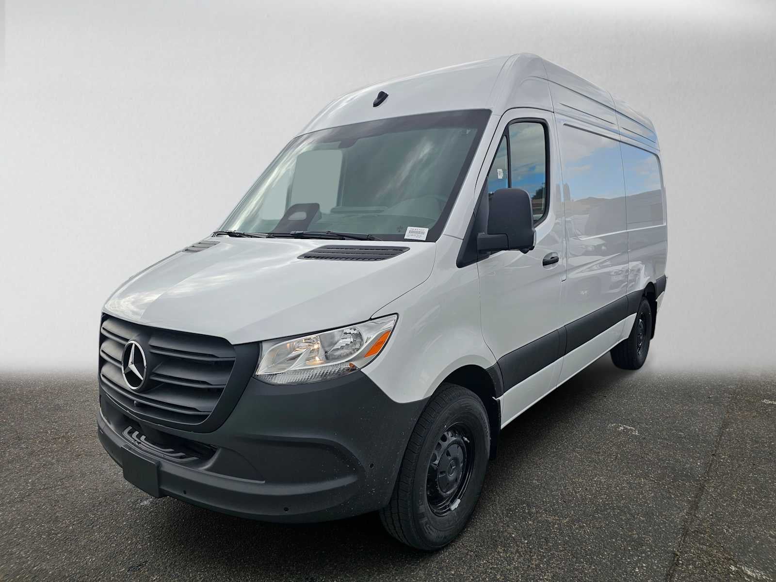 2026 Mercedes-Benz Sprinter Cargo 2500 Standard Roof I4 Diesel 144 RWD