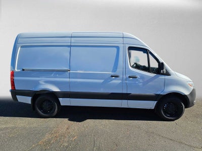 2026 Mercedes-Benz Sprinter Cargo 2500 Standard Roof I4 Diesel 144 RWD