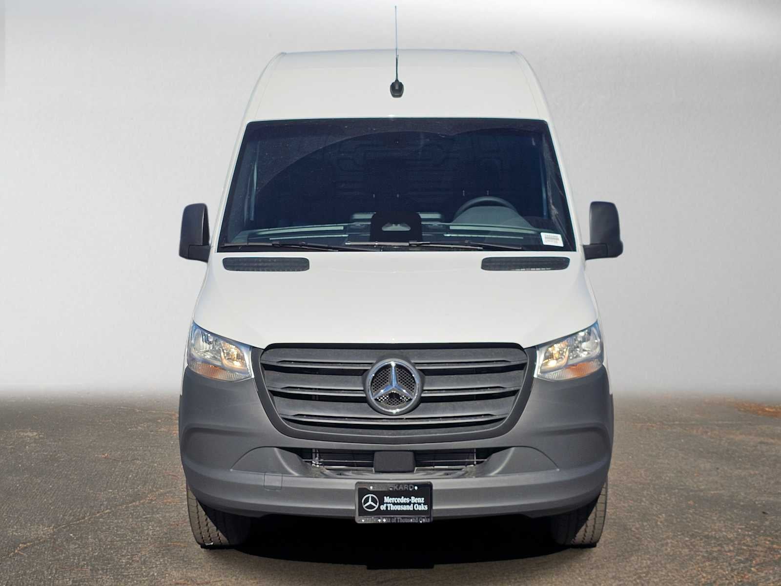 2026 Mercedes-Benz Sprinter Cargo 2500 Standard Roof I4 Diesel 144 RWD