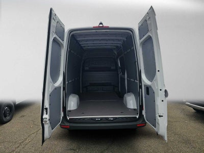 2026 Mercedes-Benz Sprinter Cargo 2500 Standard Roof I4 Diesel 144 RWD