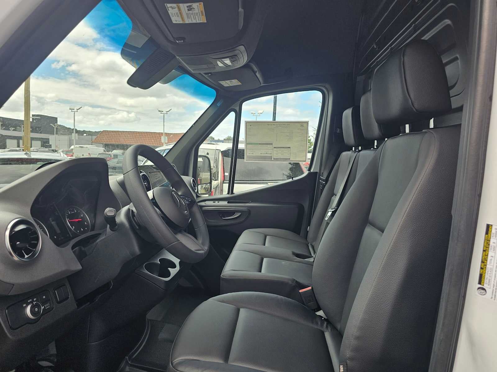 2026 Mercedes-Benz Sprinter Cargo 2500 Standard Roof I4 Diesel 144 RWD