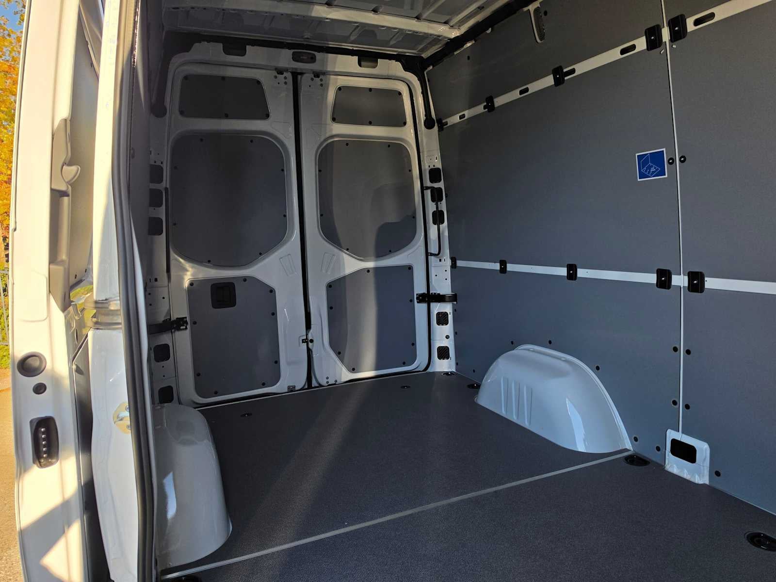 2026 Mercedes-Benz Sprinter Cargo 2500 Standard Roof I4 Diesel 144 RWD