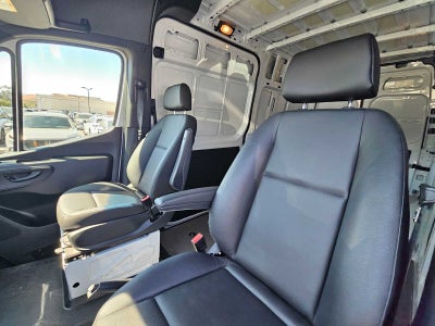 2025 Mercedes-Benz Sprinter Cargo Van 2500 Standard Roof I4 Diesel 144 RWD