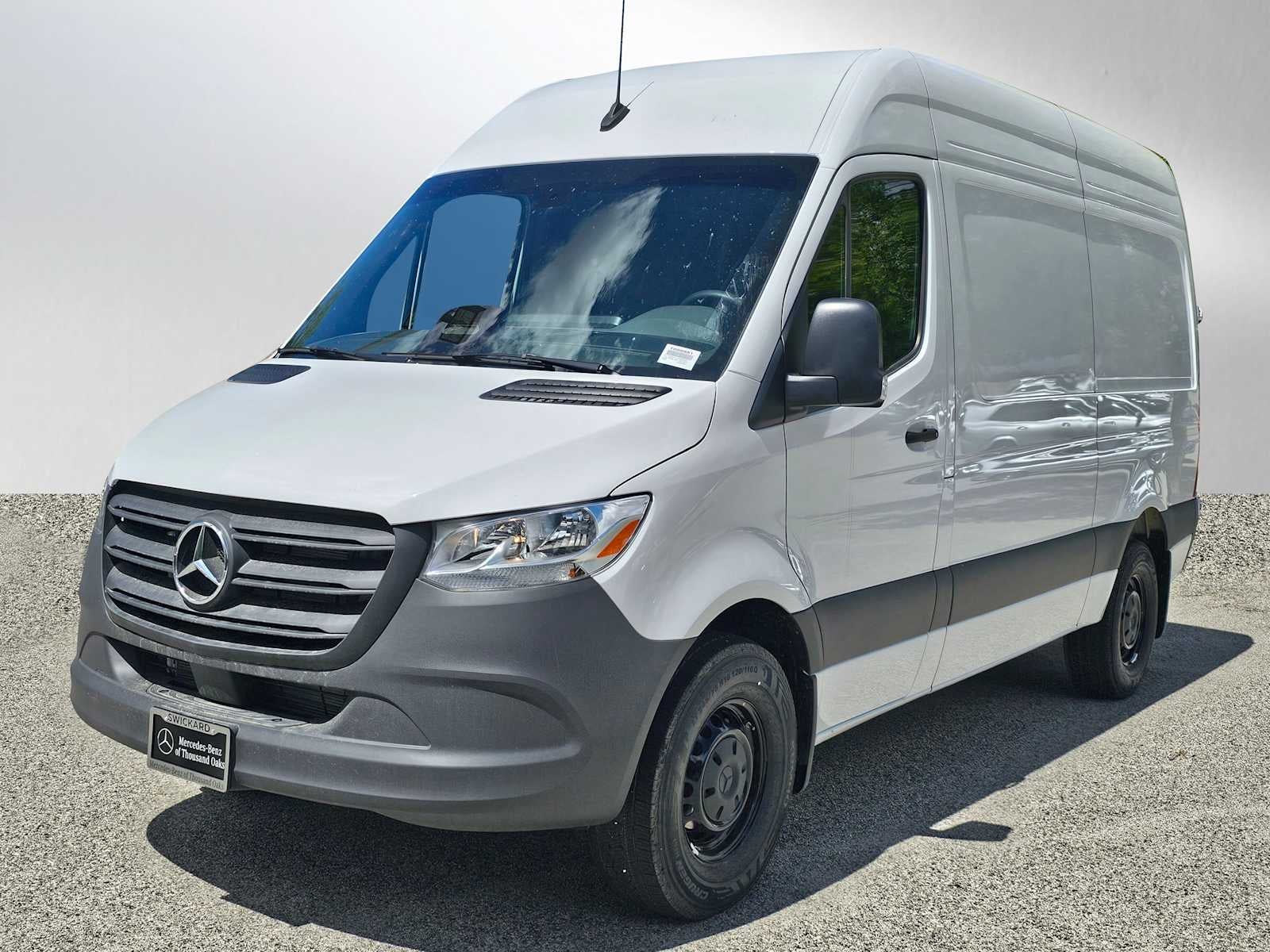 2026 Mercedes-Benz Sprinter 2500 Standard Roof I4 Diesel 144 RWD