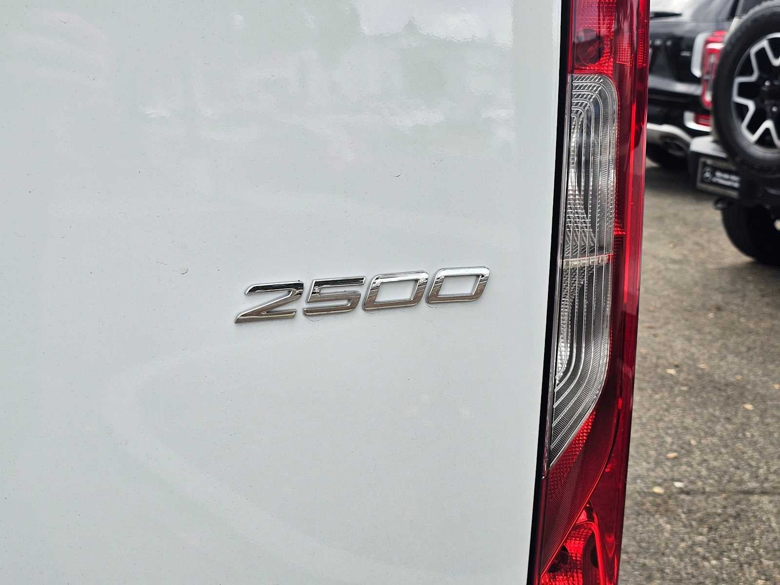 2026 Mercedes-Benz Sprinter Cargo 2500 Standard Roof I4 Diesel 144 RWD