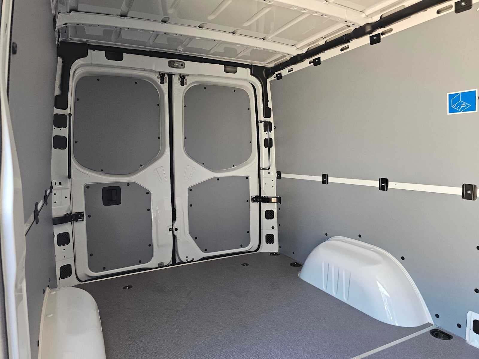 2026 Mercedes-Benz Sprinter Cargo 2500 Standard Roof I4 Diesel 144 RWD