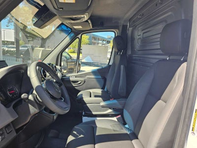 2026 Mercedes-Benz Sprinter Cargo 2500 Standard Roof I4 Diesel 144 RWD