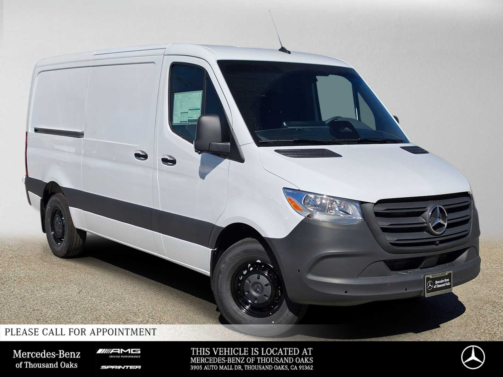2026 Mercedes-Benz Sprinter Cargo 2500 Standard Roof I4 Diesel 144 RWD