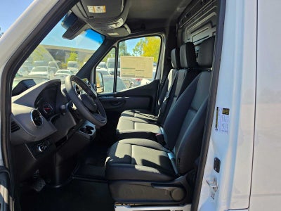 2026 Mercedes-Benz Sprinter Cargo 2500 Standard Roof I4 Diesel 144 RWD