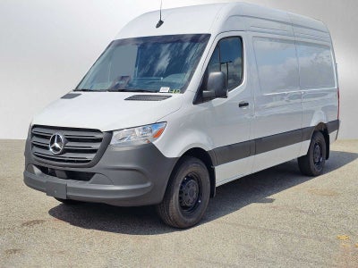 2025 Mercedes-Benz Sprinter Cargo Van 2500 Standard Roof I4 Diesel 144" RWD