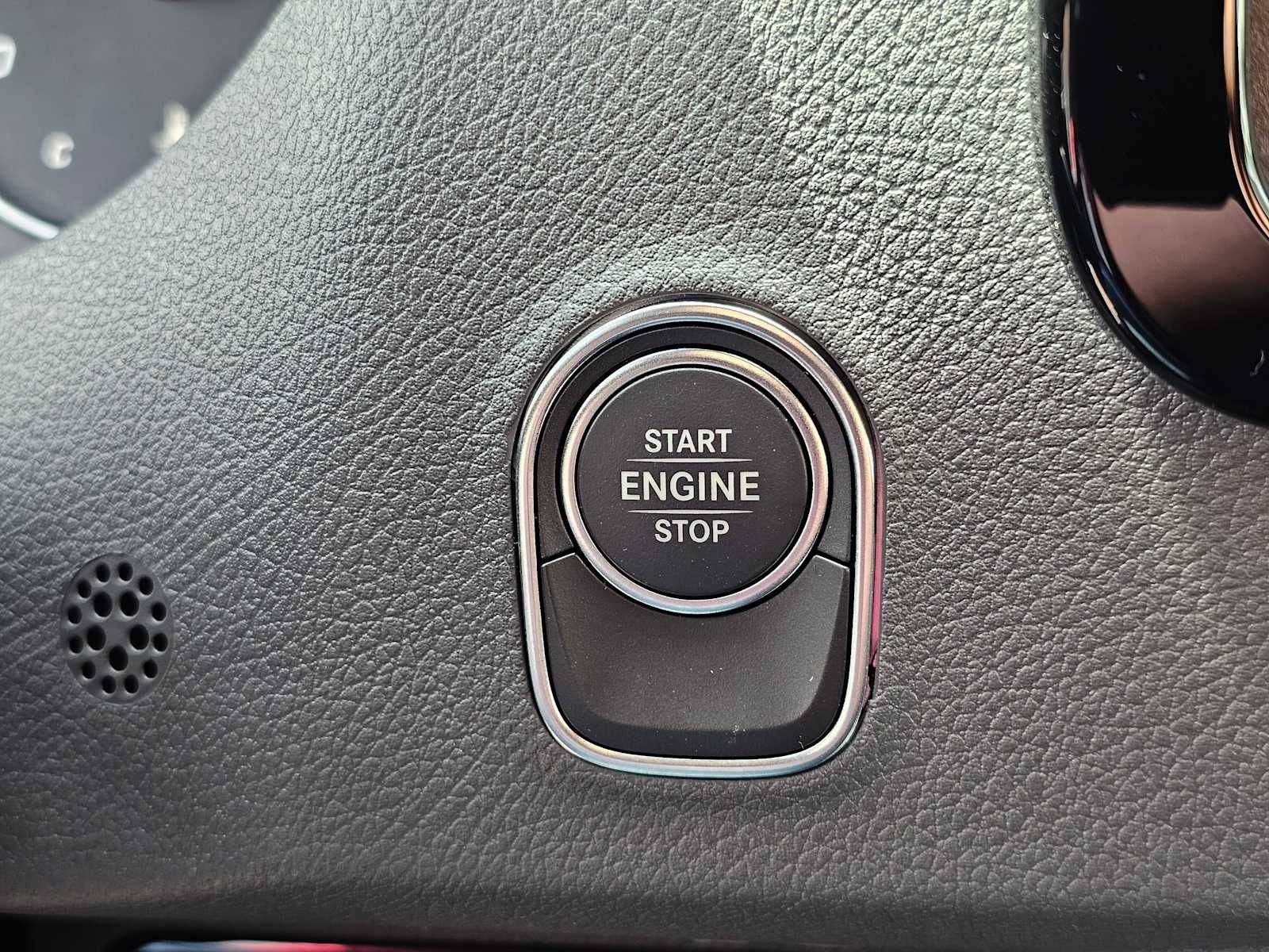 2026 Mercedes-Benz Sprinter 2500 Standard Roof I4 Diesel 144 RWD