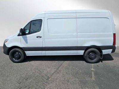2026 Mercedes-Benz Sprinter 2500 Standard Roof I4 Diesel 144 RWD