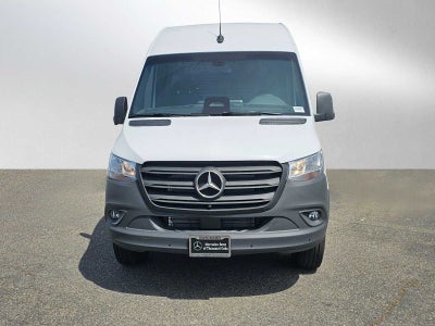 2026 Mercedes-Benz Sprinter 2500 Standard Roof I4 Diesel 144 RWD