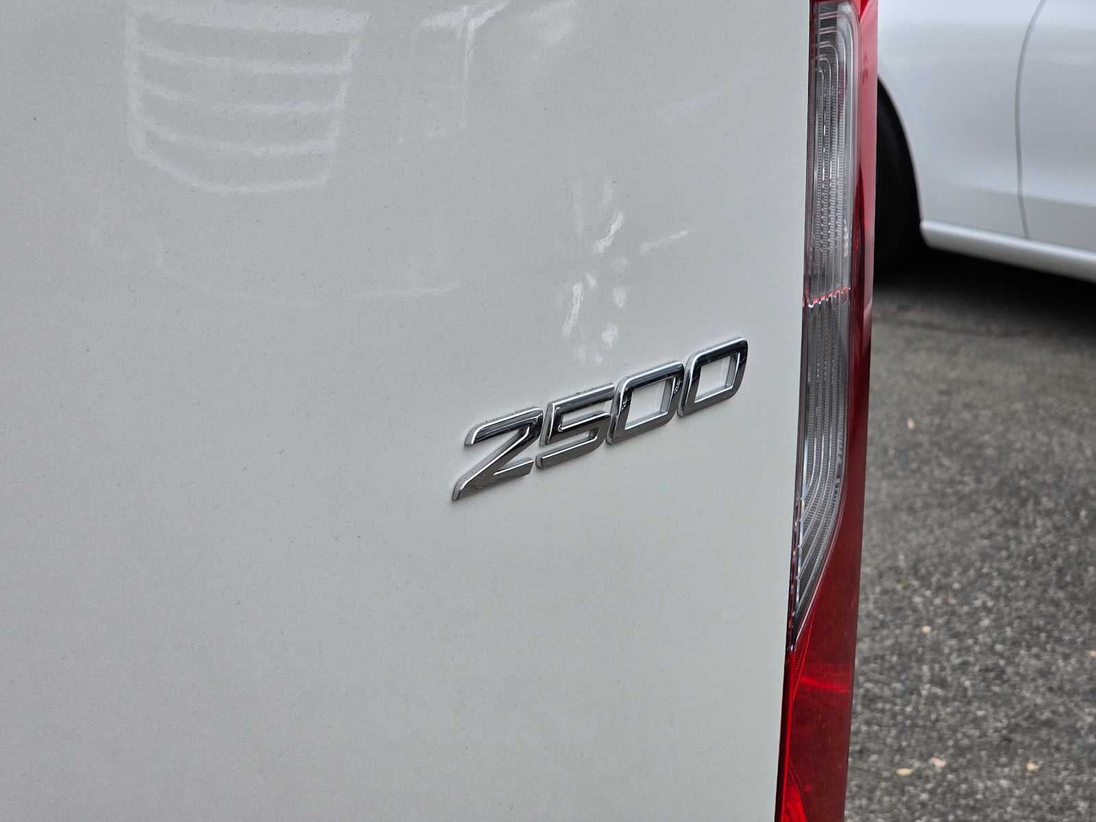 2025 Mercedes-Benz Sprinter Cargo Van 2500 Standard Roof I4 Diesel 144" RWD