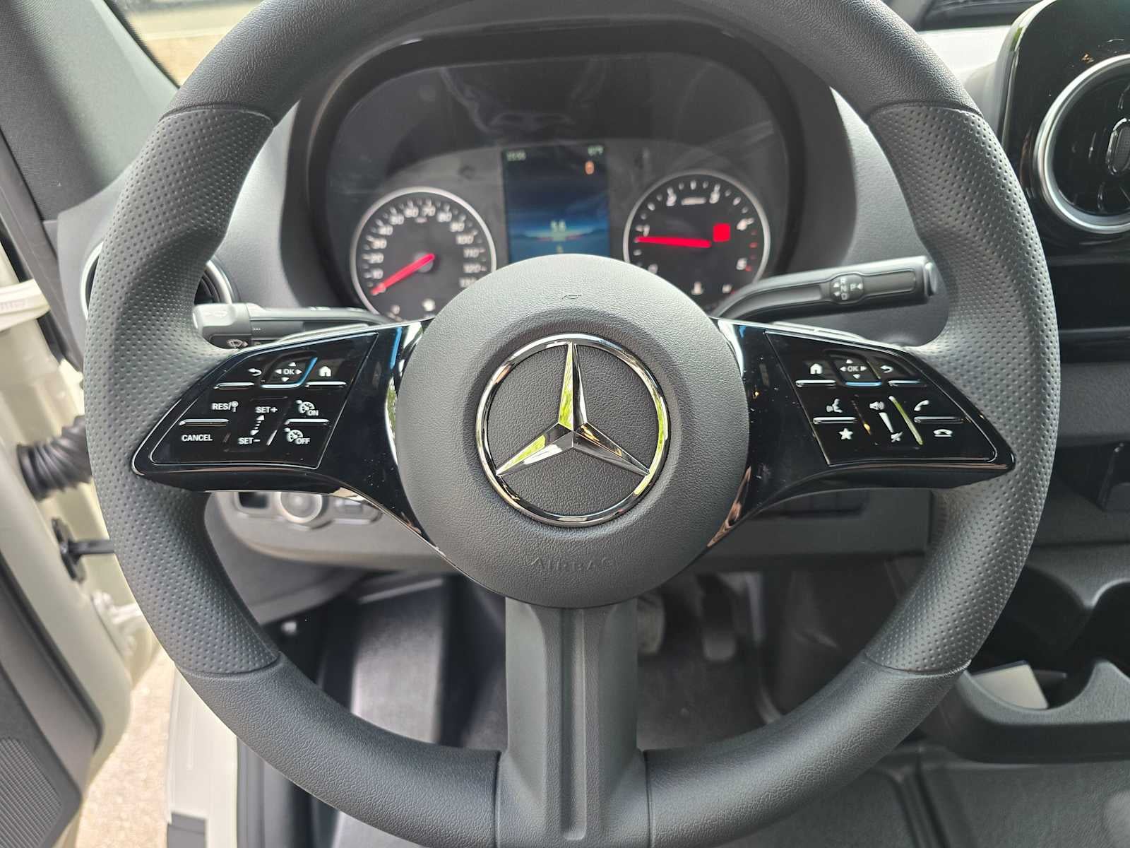 2025 Mercedes-Benz Sprinter Cargo Van 2500 Standard Roof I4 Diesel 144" RWD