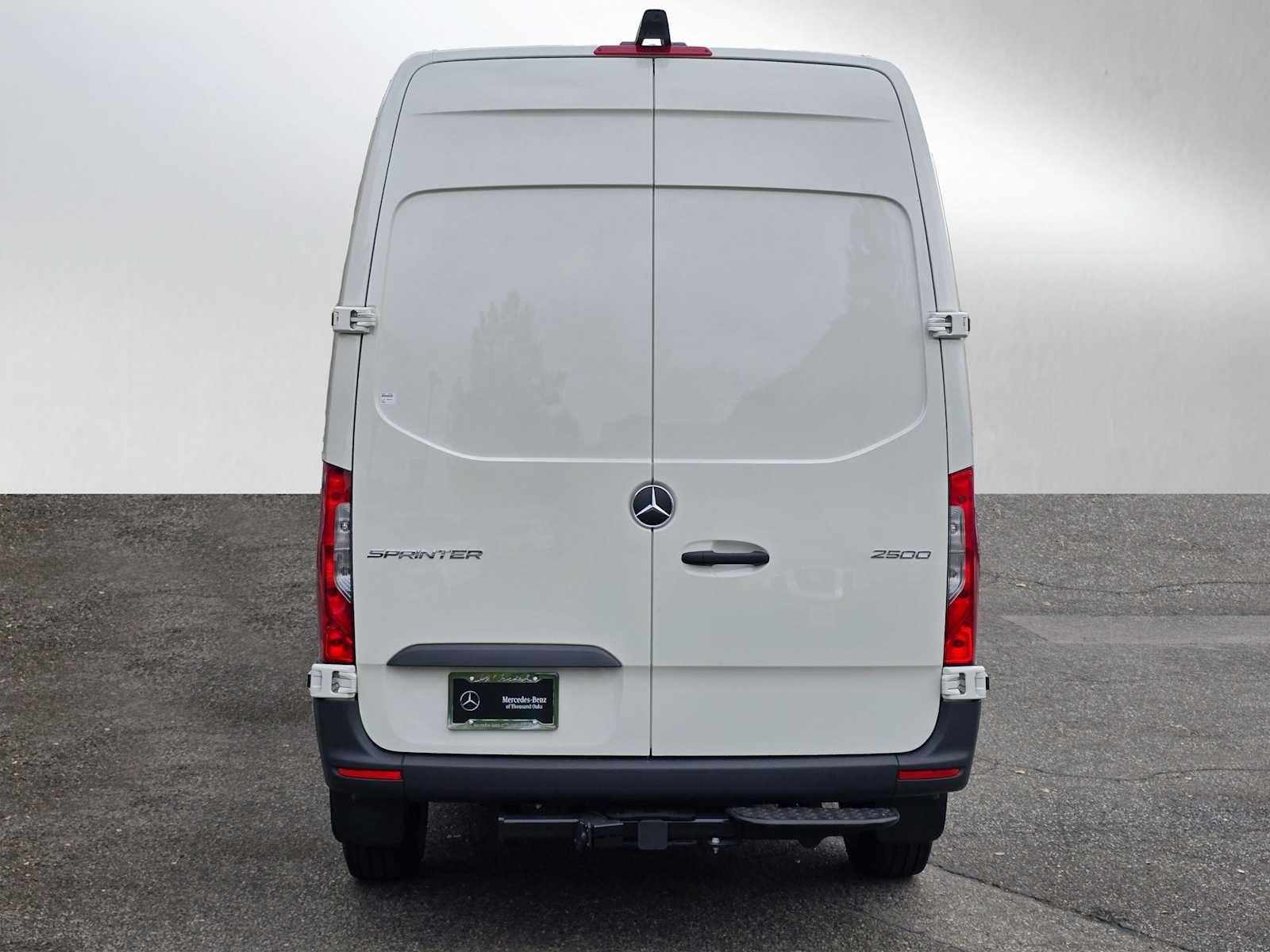 2025 Mercedes-Benz Sprinter Cargo Van 2500 Standard Roof I4 Diesel 144" RWD