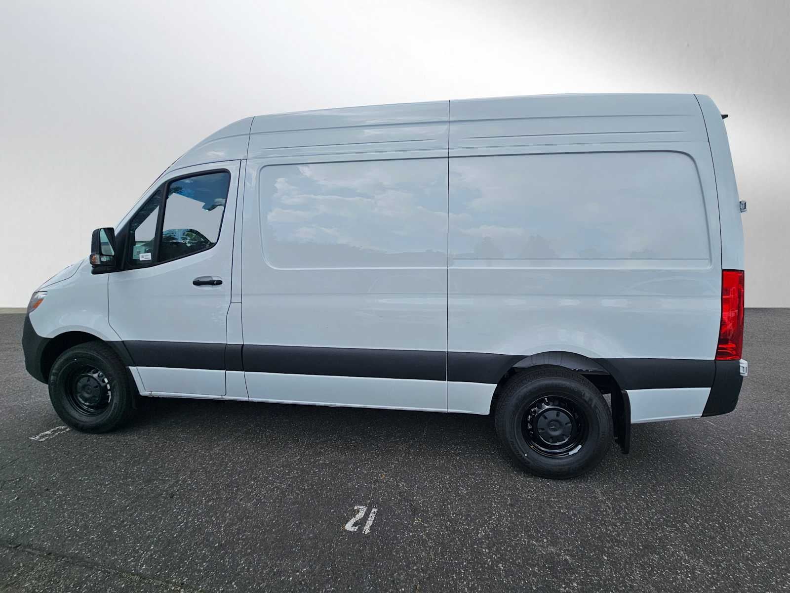 2026 Mercedes-Benz Sprinter 2500 Standard Roof I4 Diesel 144 RWD