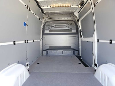 2026 Mercedes-Benz Sprinter 2500 Standard Roof I4 Diesel 144 RWD