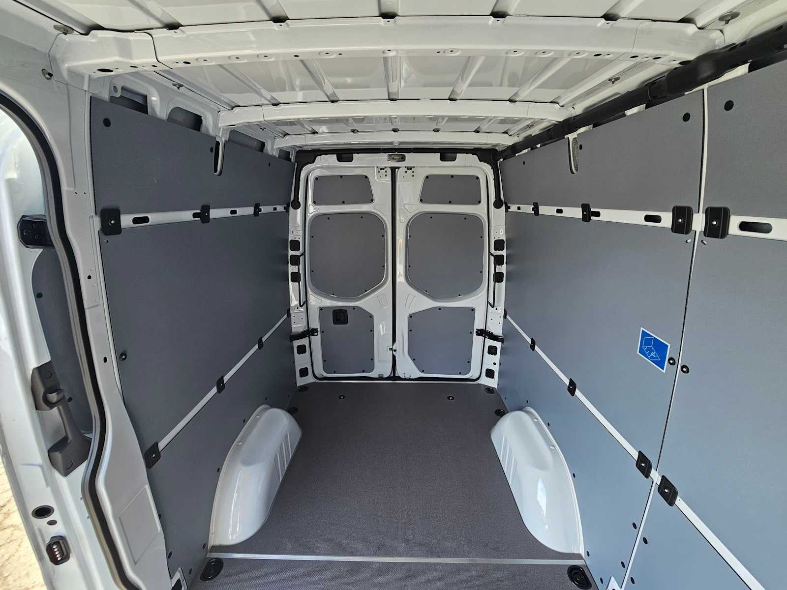2026 Mercedes-Benz Sprinter Cargo 2500 Standard Roof I4 Diesel 144 RWD