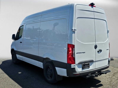 2026 Mercedes-Benz Sprinter Cargo 2500 Standard Roof I4 Diesel 144 RWD