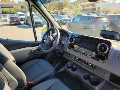 2026 Mercedes-Benz Sprinter Cargo 2500 Standard Roof I4 Diesel 144 RWD