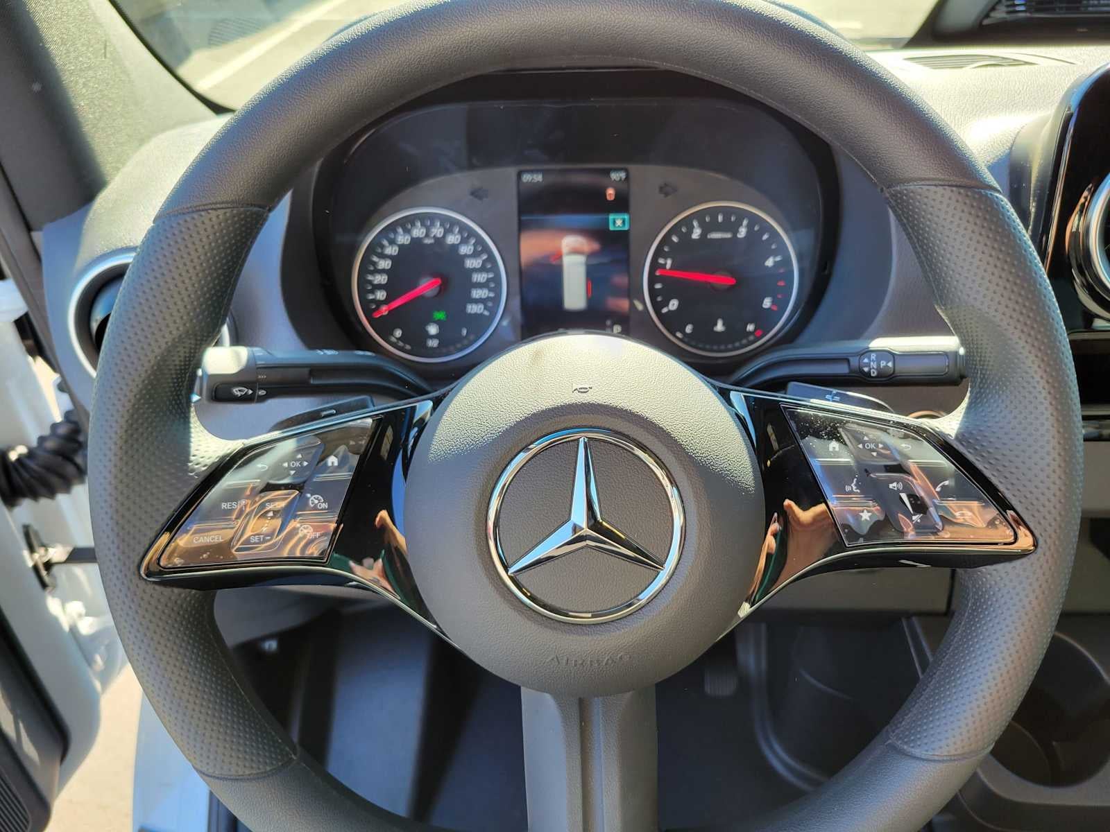 2026 Mercedes-Benz Sprinter Cargo 2500 Standard Roof I4 Diesel 144 RWD