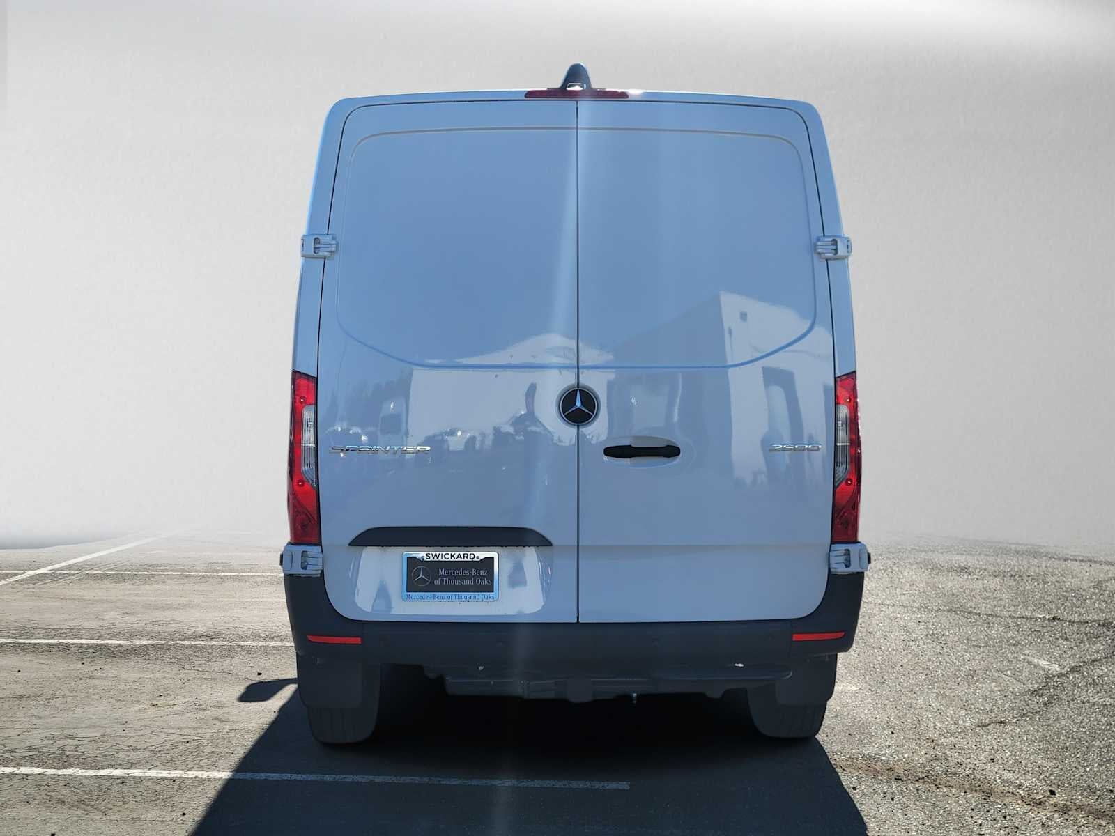 2026 Mercedes-Benz Sprinter Cargo 2500 Standard Roof I4 Diesel 144 RWD