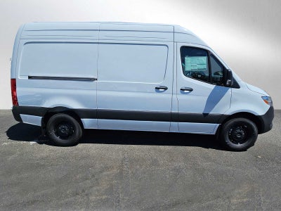 2026 Mercedes-Benz Sprinter 2500 Standard Roof I4 Diesel 144 RWD