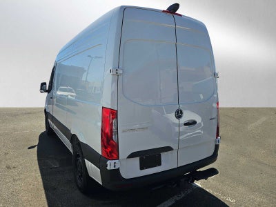 2026 Mercedes-Benz Sprinter 2500 Standard Roof I4 Diesel 144 RWD