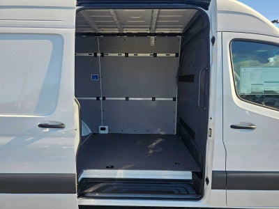 2026 Mercedes-Benz Sprinter Cargo 2500 Standard Roof I4 Diesel 144 RWD