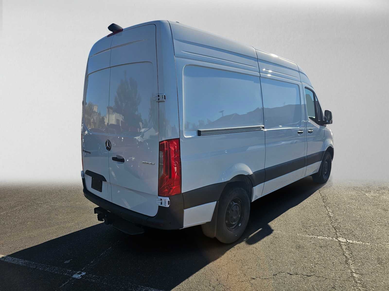2026 Mercedes-Benz Sprinter Cargo 2500 Standard Roof I4 Diesel 144 RWD
