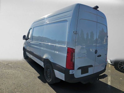 2026 Mercedes-Benz Sprinter Cargo 2500 Standard Roof I4 Diesel 144 RWD