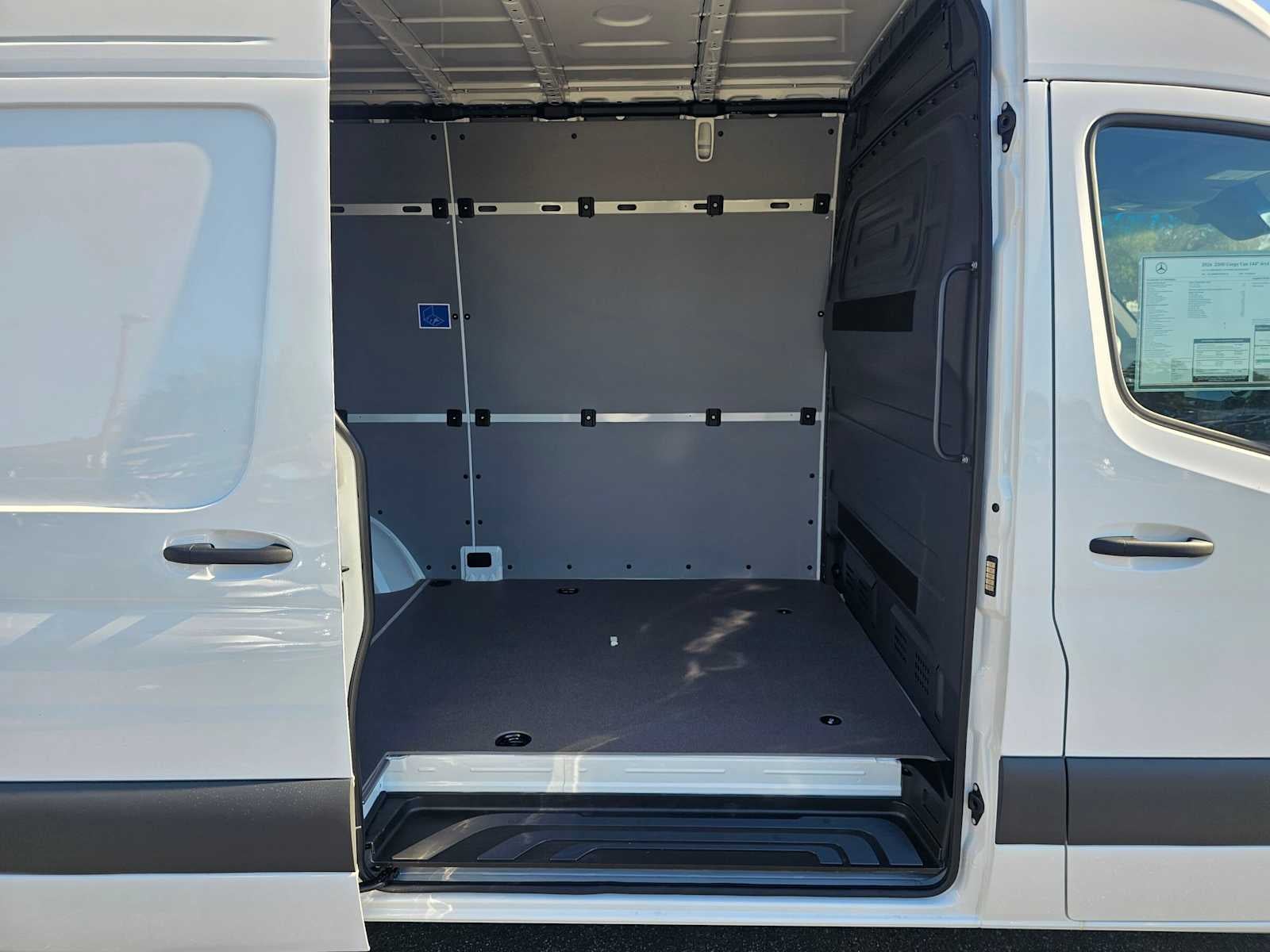 2026 Mercedes-Benz Sprinter Cargo 2500 Standard Roof I4 Diesel 144 RWD